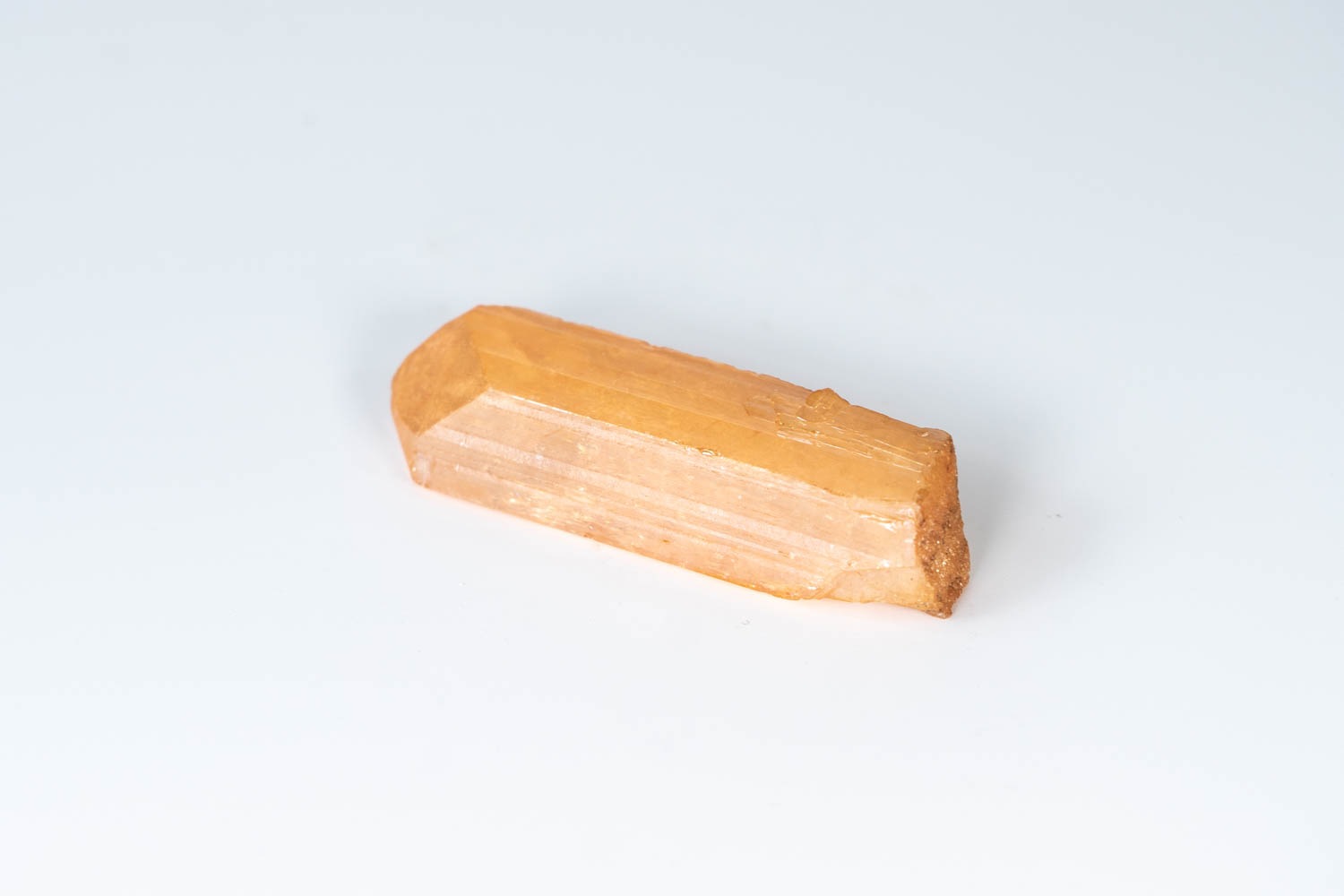 【内なる黄金が輝く】ダンビュライトゴールデンオーラ