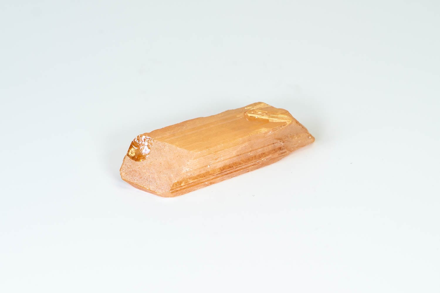 【内なる黄金が輝く】ダンビュライトゴールデンオーラ