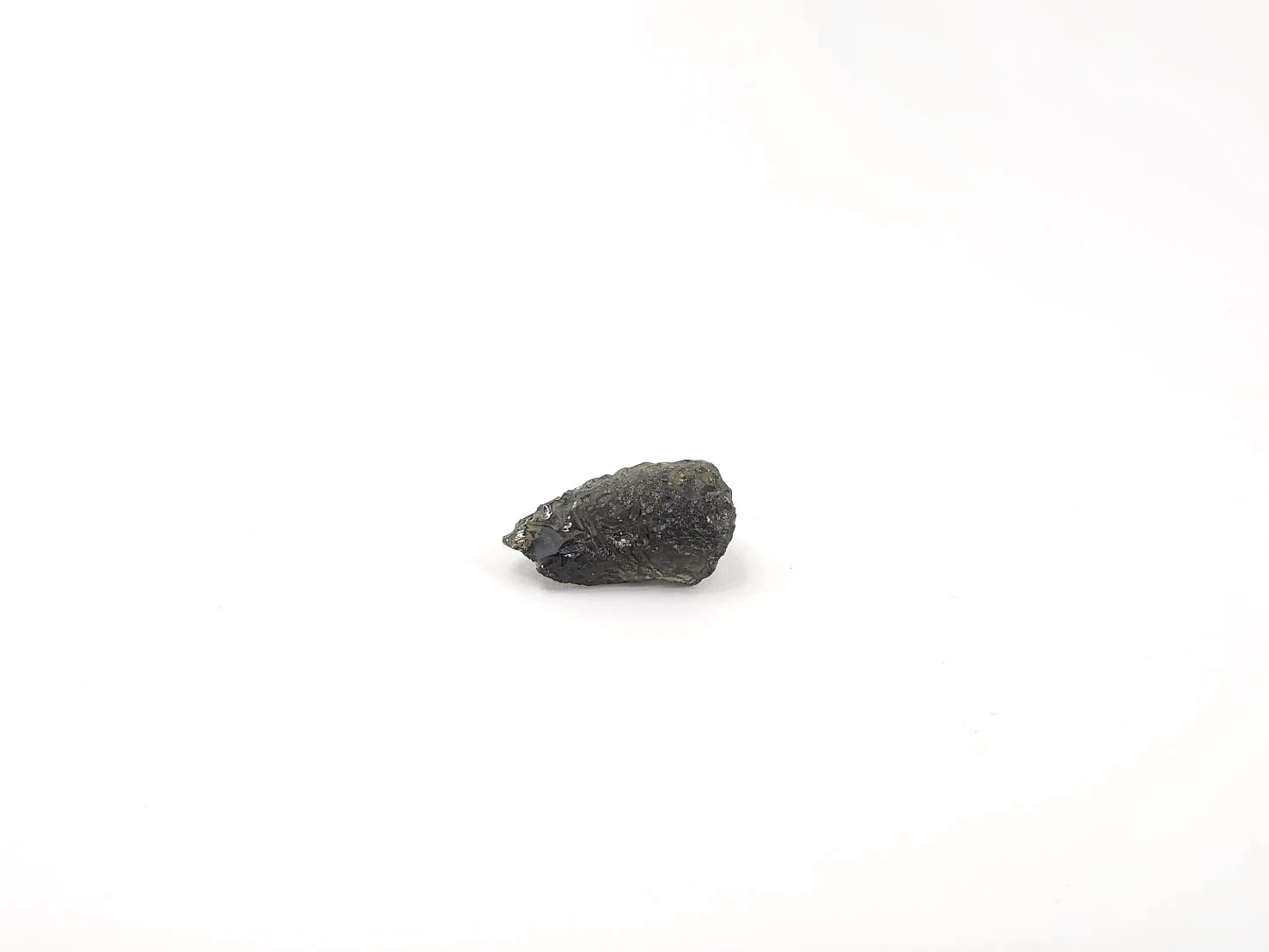 【宇宙の波動】モルダバイト 原石