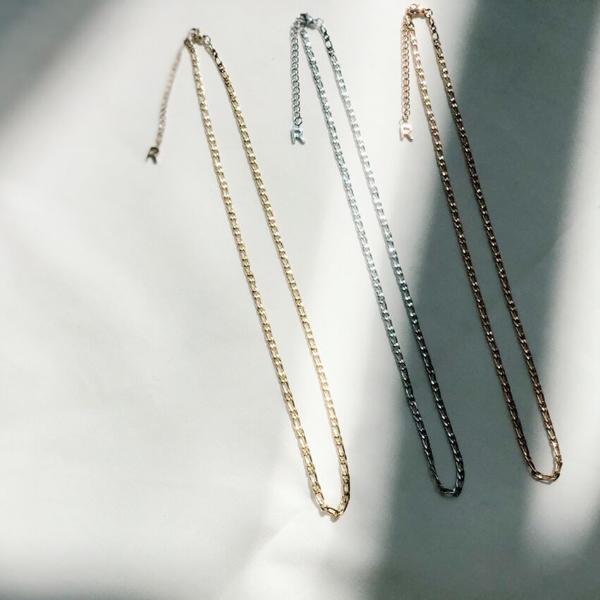 Simple chain necklace