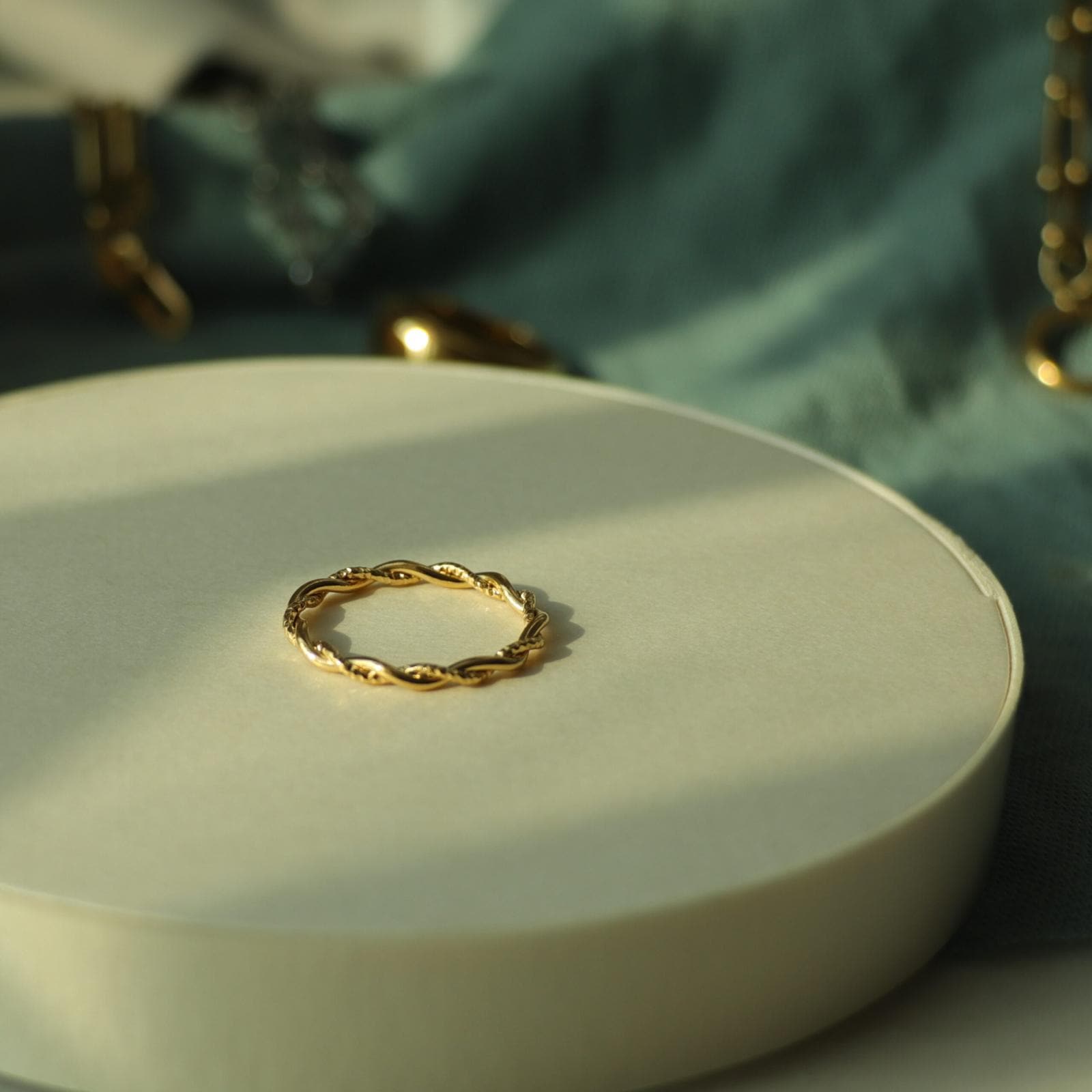 thin texture ring