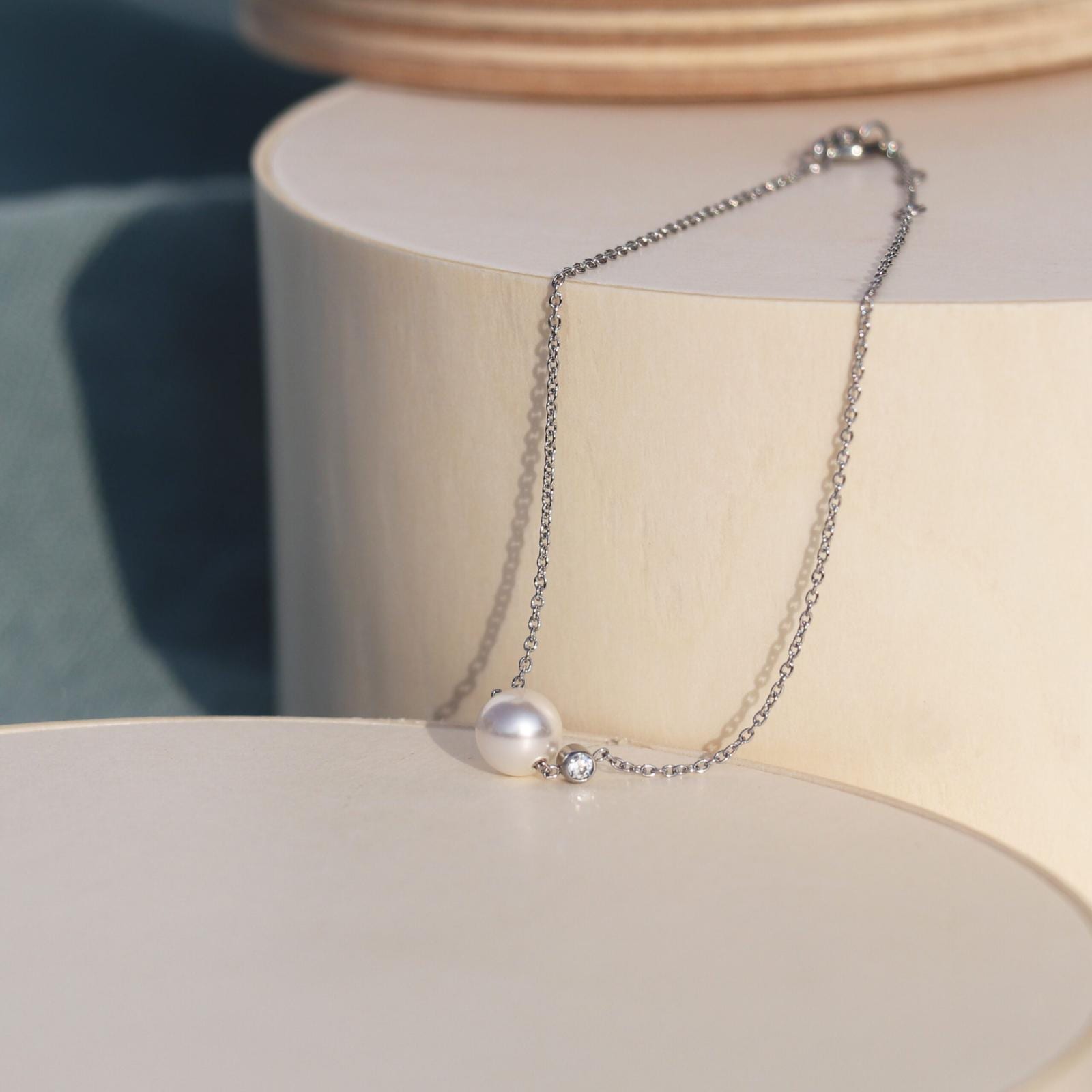 One by one chain bracelet