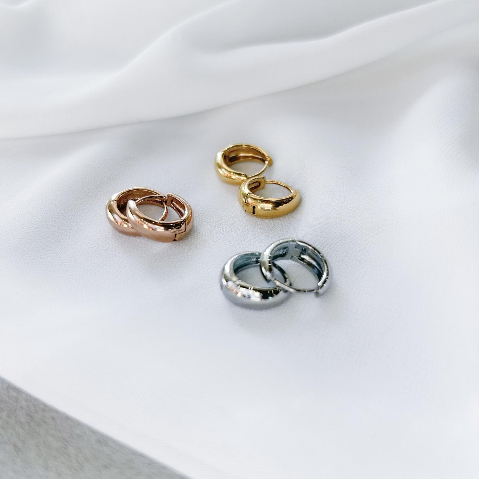 ST hoop pierce