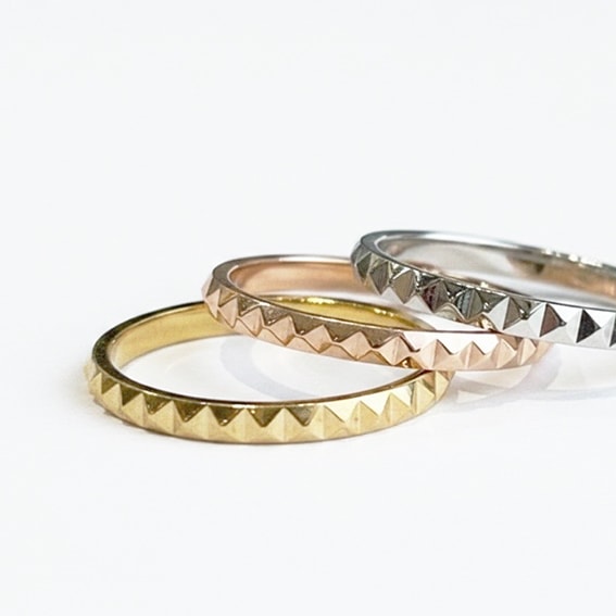 studs pure ring