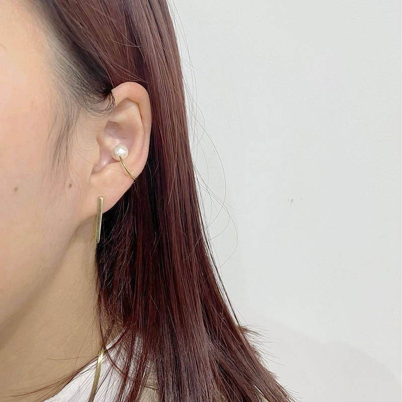 one pearl earcuff