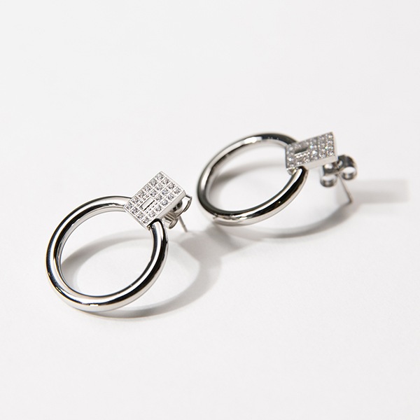 sw tag hoop pierce