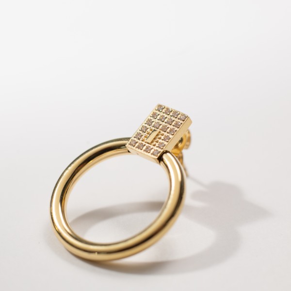 sw tag hoop pierce