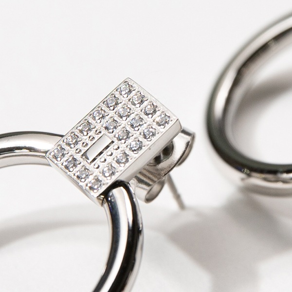 sw tag hoop pierce