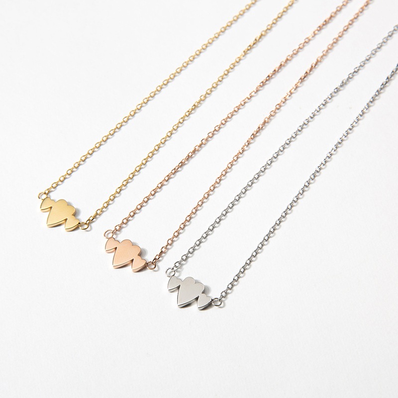 Tiny heart necklace