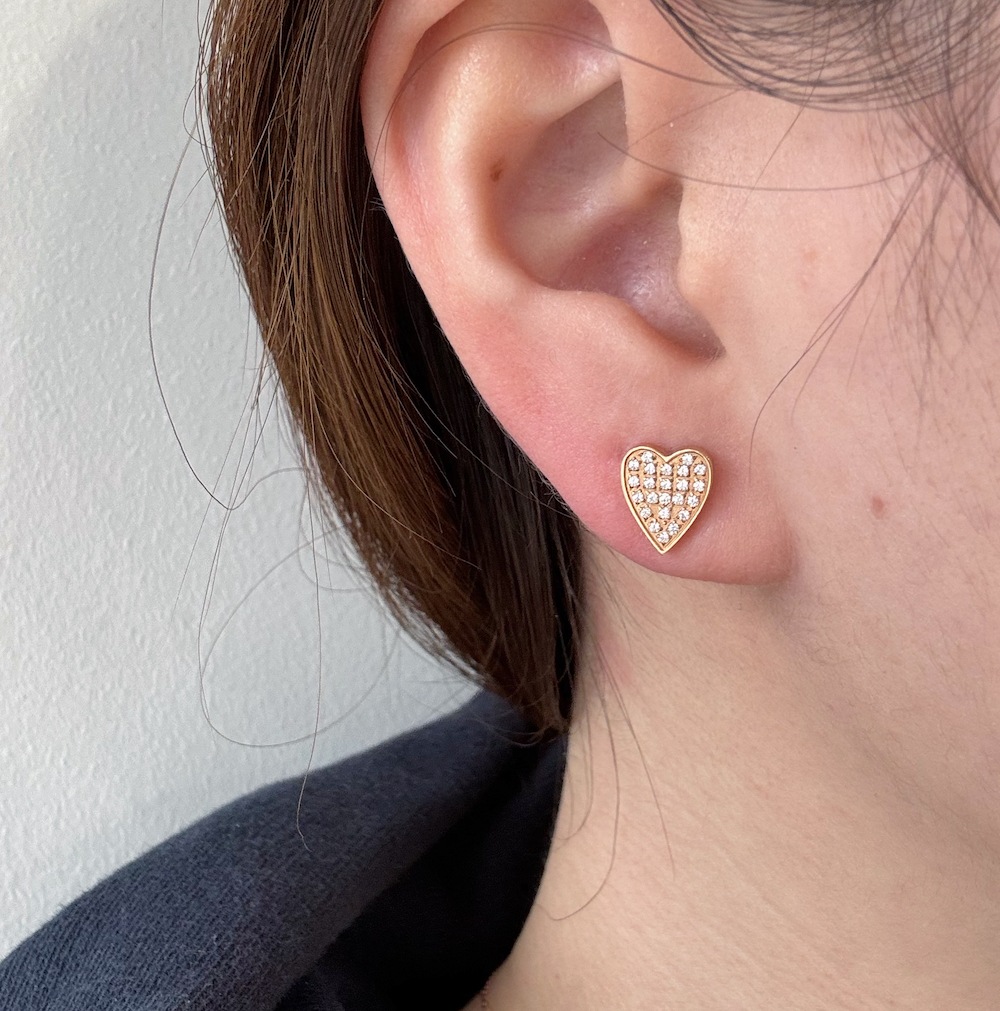 sw heart stud pierce