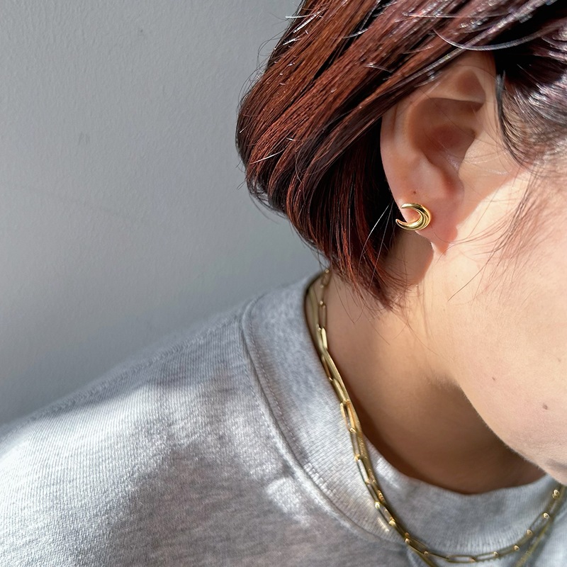Moon tin pierce