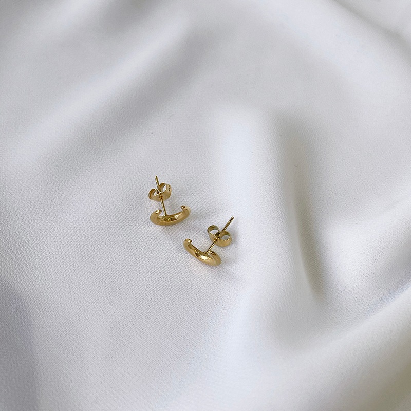 Moon tin pierce