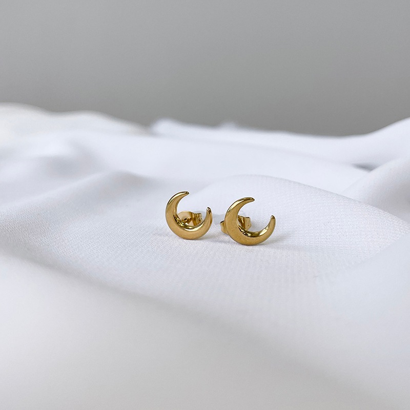 Moon tin pierce