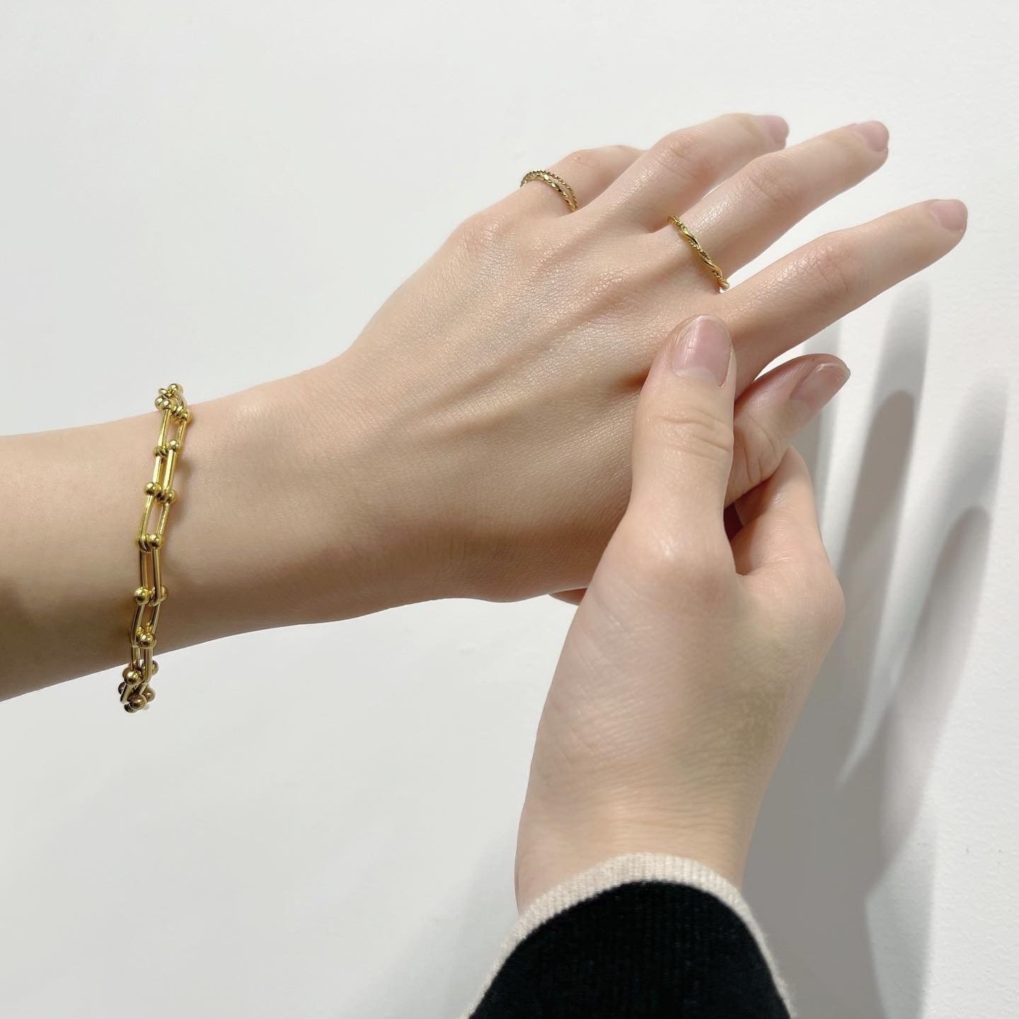 U dot chain bracelet