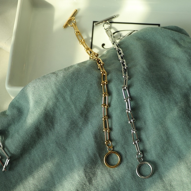 U dot chain bracelet