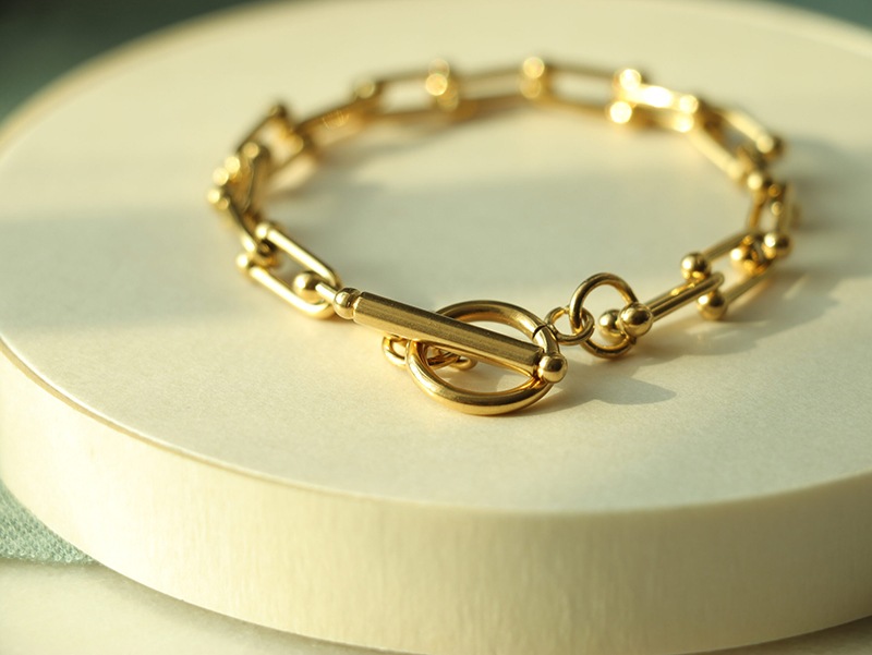 U dot chain bracelet