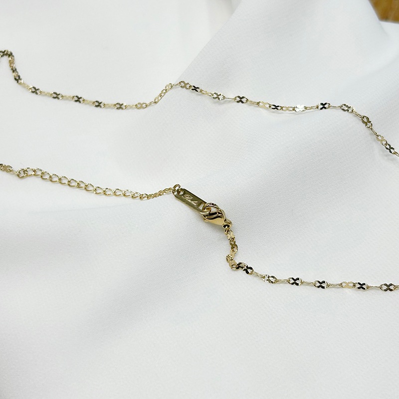 Flower chain necklace