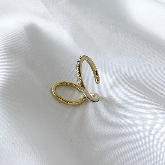 sw beak earcuff