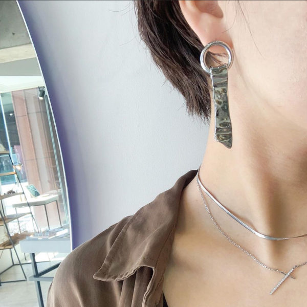 sw closs motif necklace