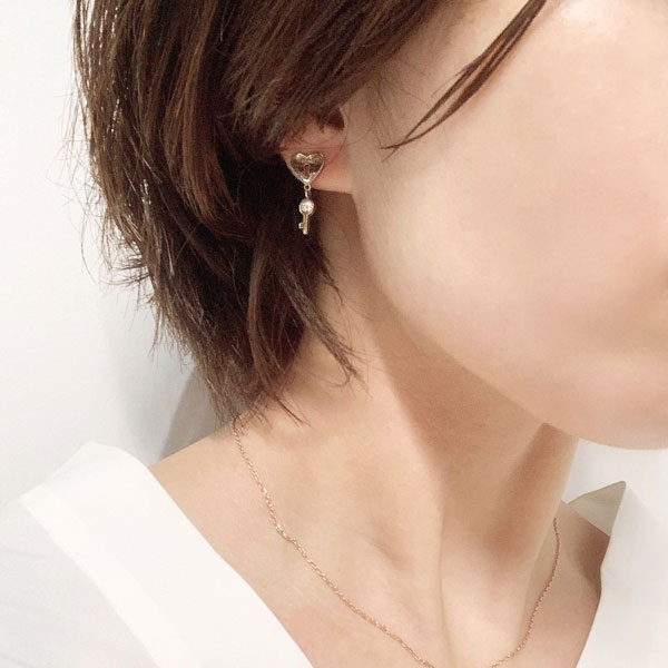 Asymmetry heart pierce