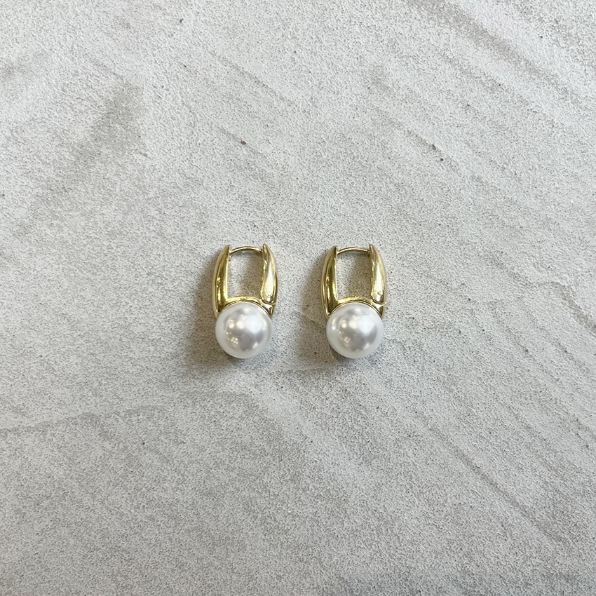 catchless hanging pearl pierce