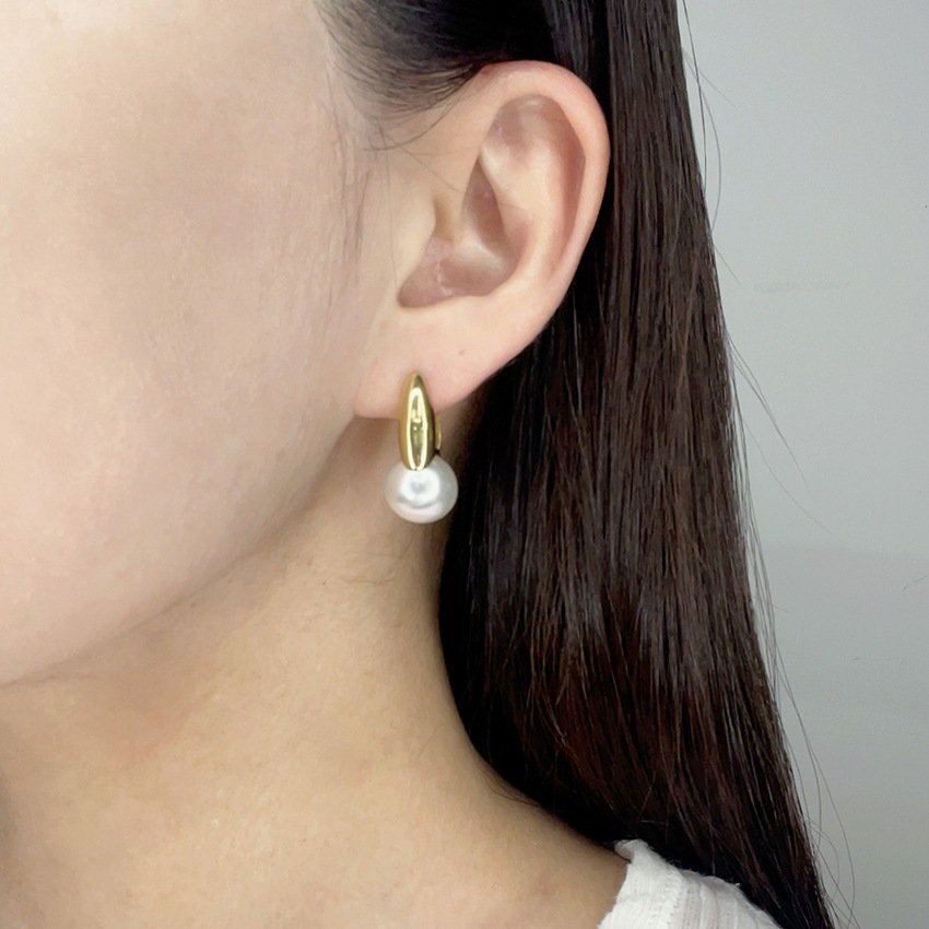 catchless hanging pearl pierce