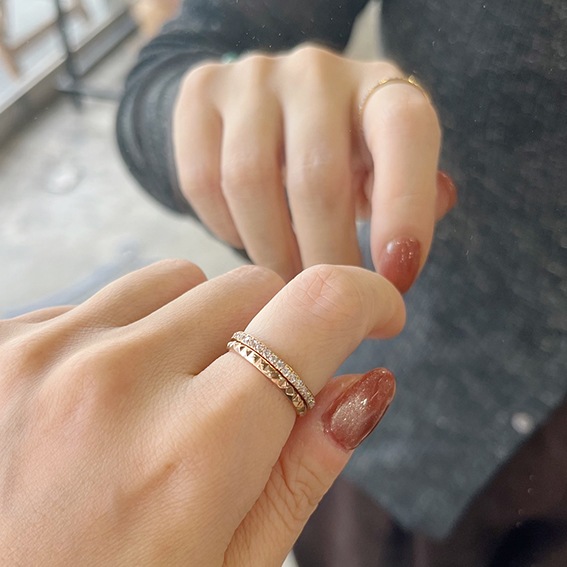 studs pure ring