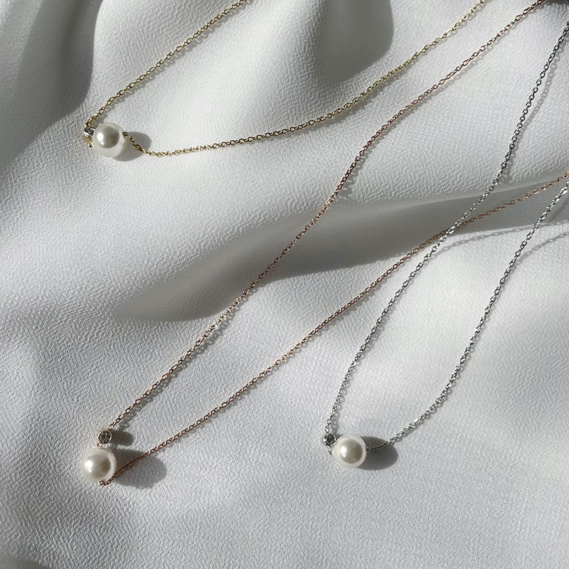 One by one chain necklace