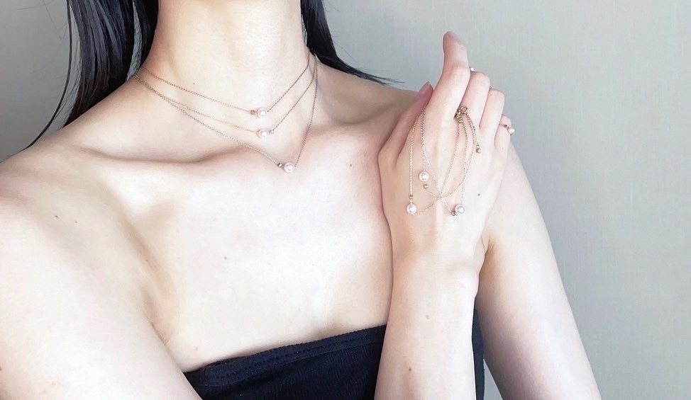 One by one chain necklace