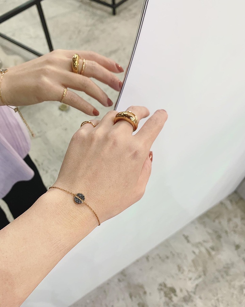 minimal plate bracelet