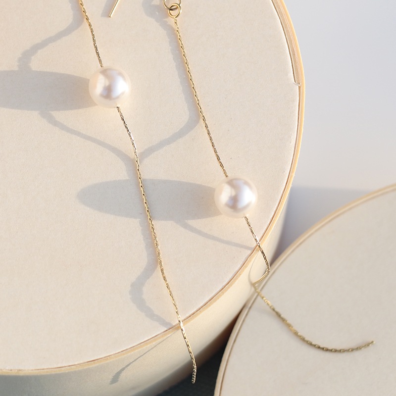 Long chain pearl pierce / earring
