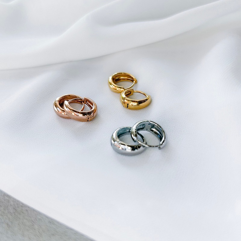 ST hoop pierce
