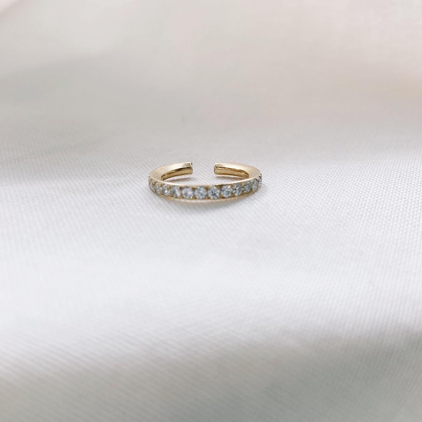 sw simple earcuff