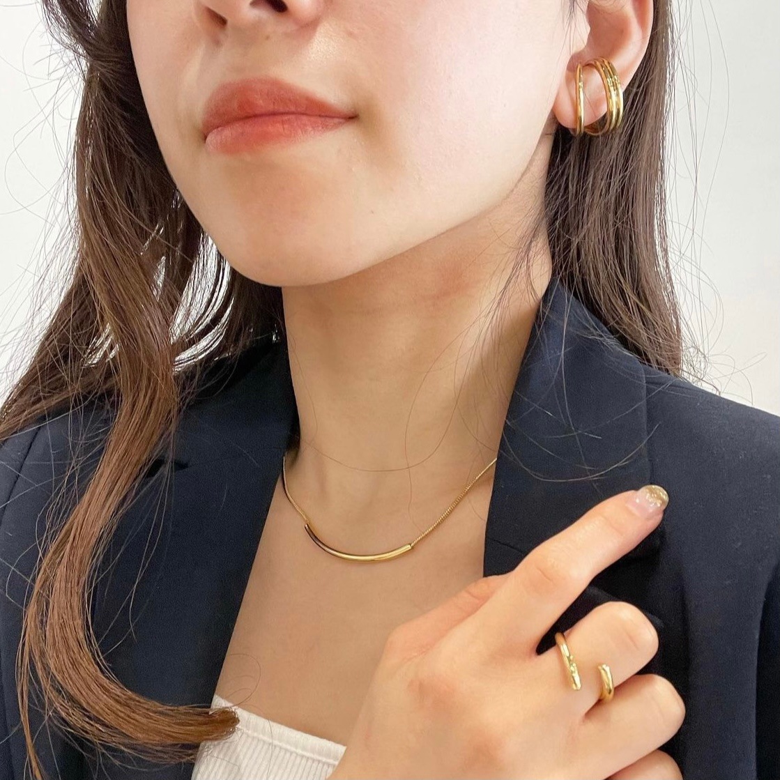 Long free necklace