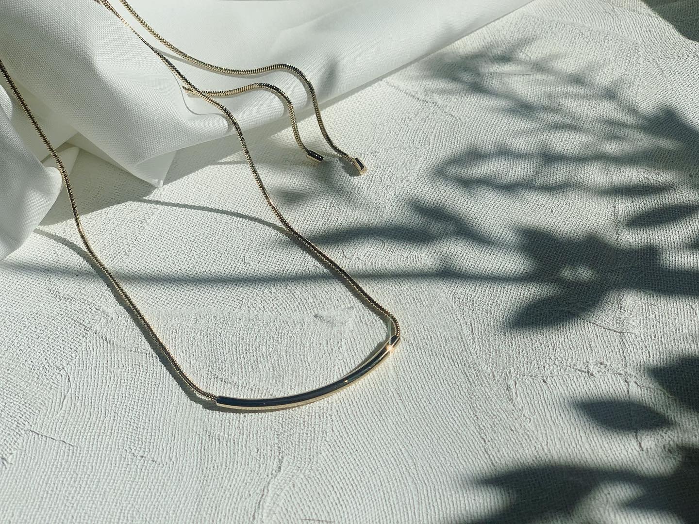 Long free necklace