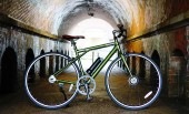 [スポーツ系電動自転車] シルフィード 700C 電動自転車 コンパクトなリチウムイオンバッテリー搭載 圧倒的な軽さを実現した電動クロスバイク|SYLPHIDE