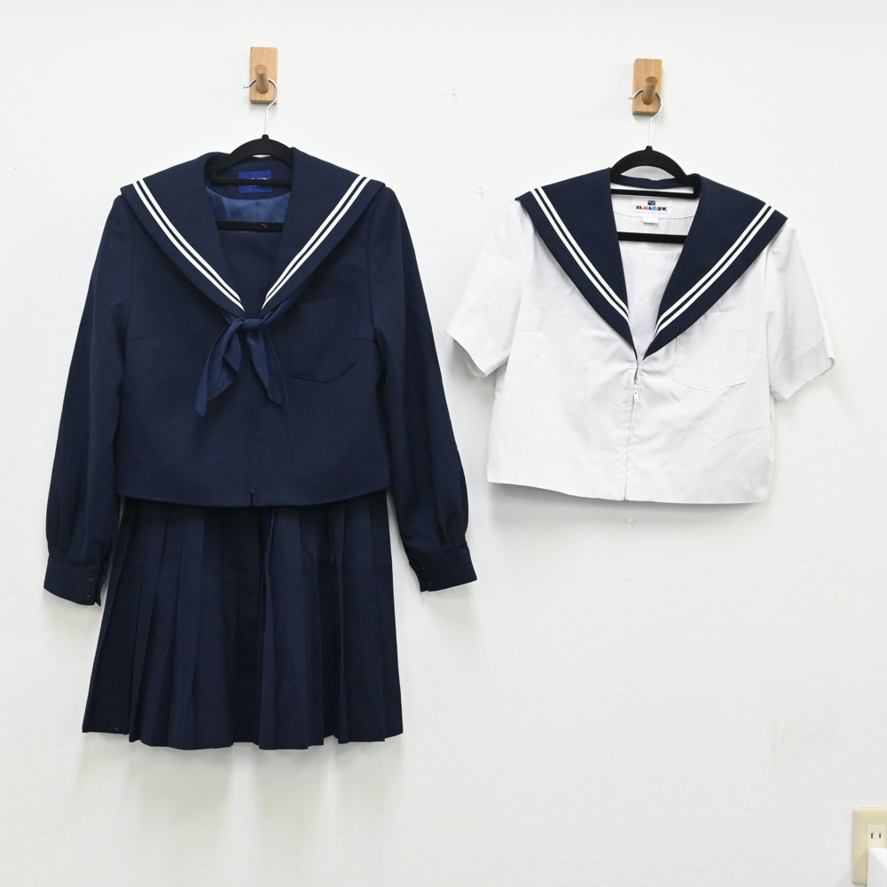 【中古】岐阜県 恵那高等学校 女子制服 4点(セーラー服・セーラー服・スカート)sf001288 メイン画像