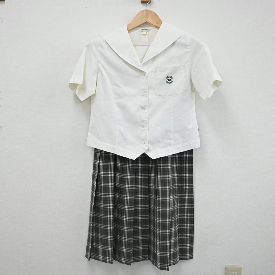 【中古】岐阜県 岐阜女子高等学校 女子制服 2点(セーラー服・スカート)sf002259 メイン画像