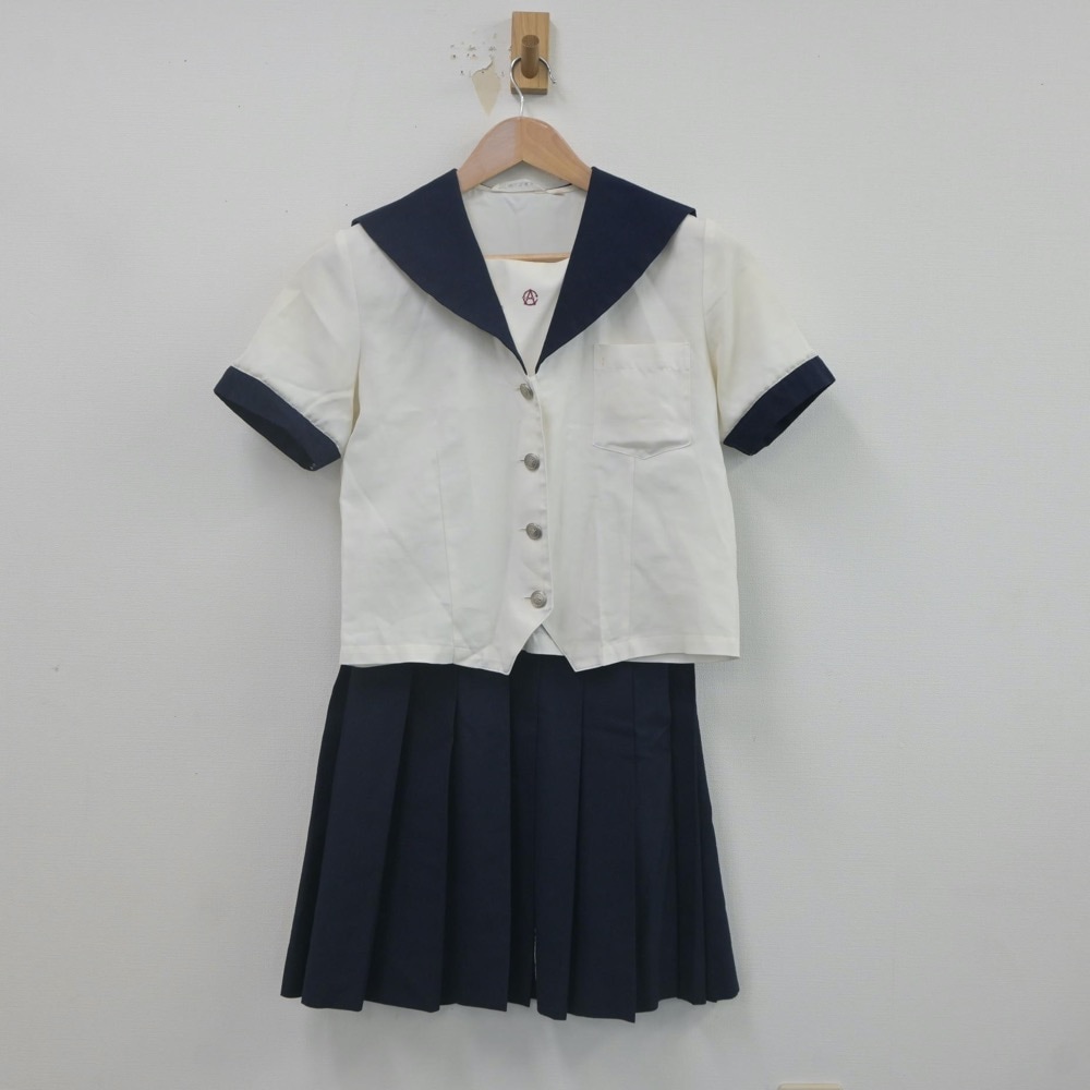 【中古】愛知県 名古屋商業高等学校 女子制服 2点(セーラー服・スカート)sf022001 メイン画像