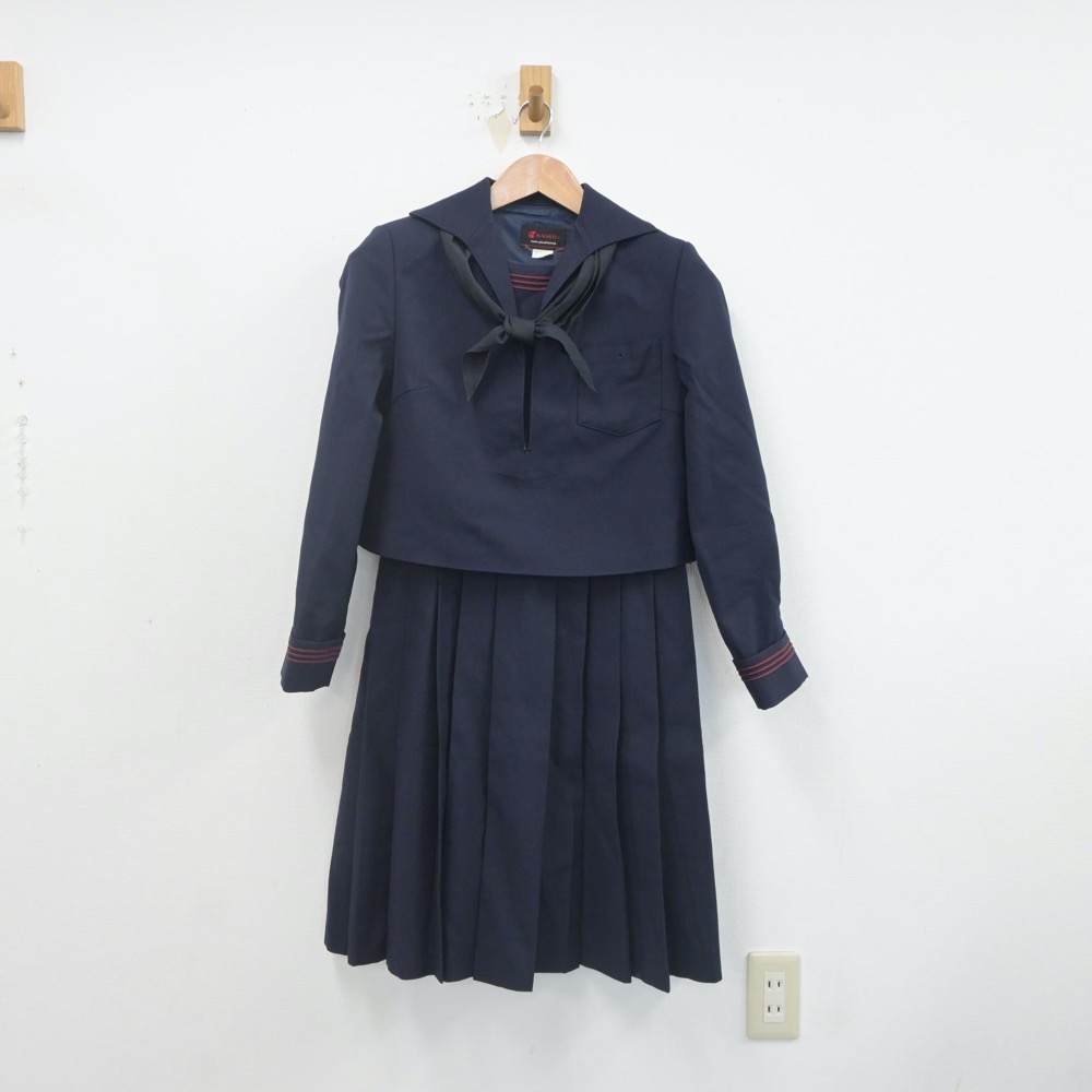 【中古】熊本県 ルーテル学院高等学校 女子制服 3点(セーラー服・ジャンパースカート)sf022032 メイン画像