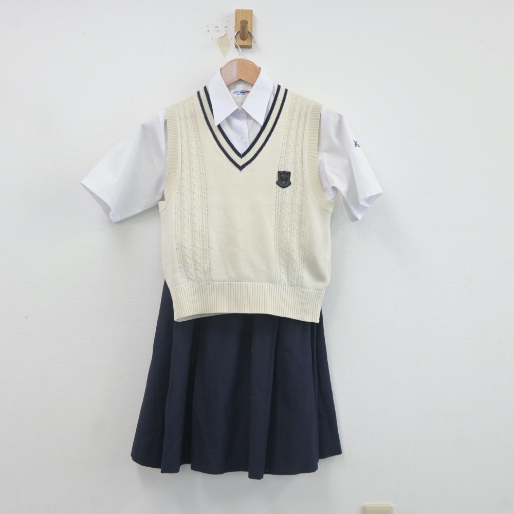 【中古】埼玉県 星野高等学校 女子制服 3点(シャツ・スカート・ニットベスト)sf022146 メイン画像