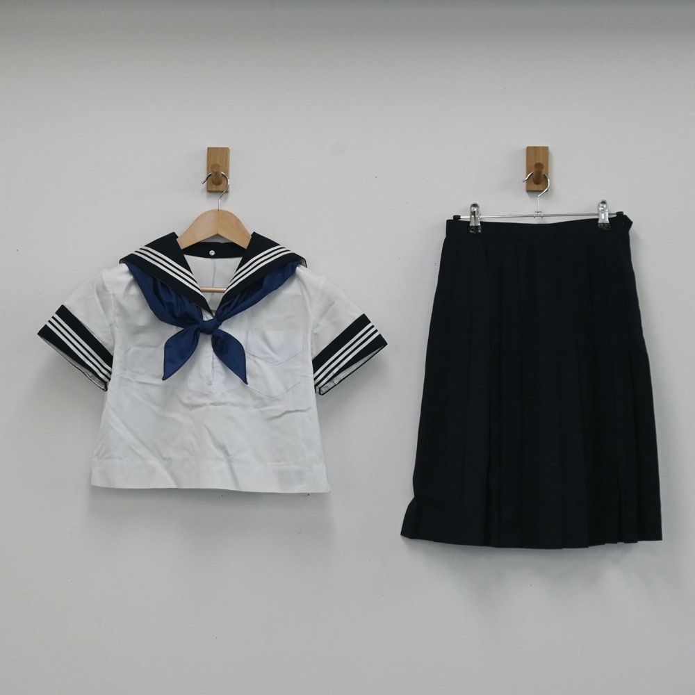 Seal限定商品 170a W69 ブレザー スカート 校章 中高一貫 女子校 冬服 制服 中学校 高校 学生 4点セット 神奈川学園高校 私立 神奈川県 中古 As278 1 学生服 Hlt No