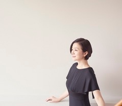 ドコモ鈴木京香タペストリー - メルカリ