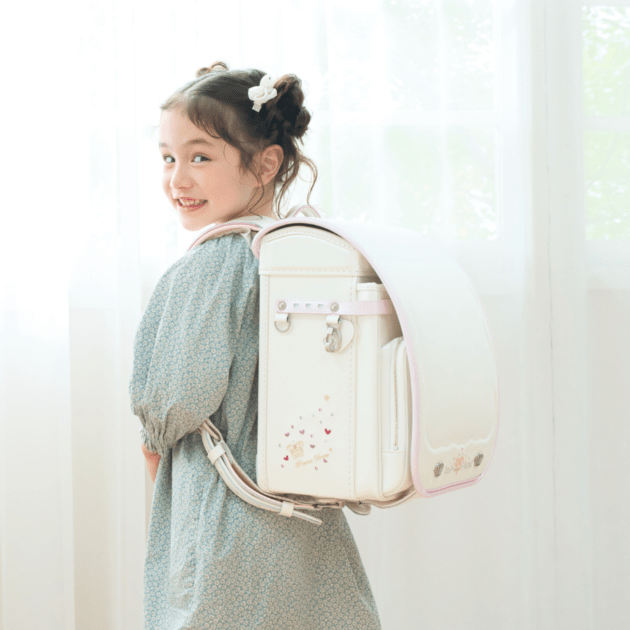 Jewel シャイニーパフホワイト