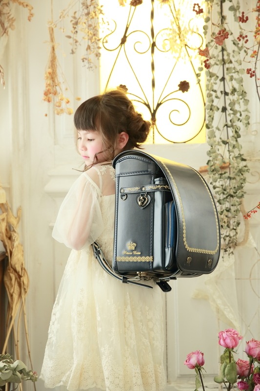 アンティークドリーミング／Antique Dreaming アンティーク 