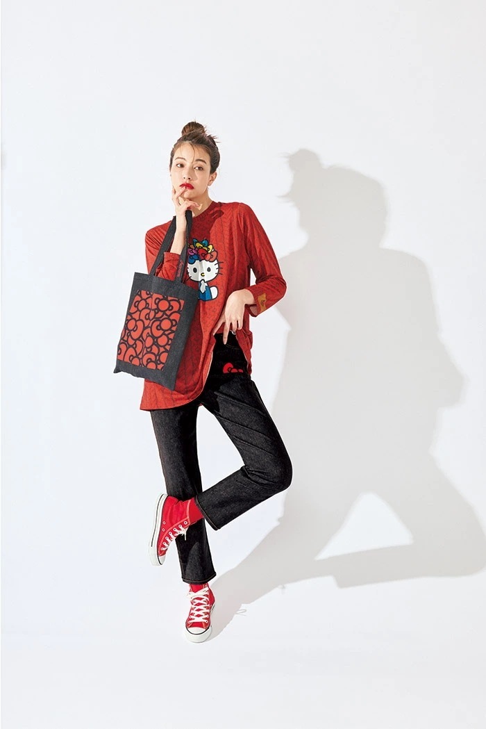 専用【ワコール】カルソン Wacoal ハローキティコラボ ニット風Ｔシャツ ワコールカルソン Wacoal ハローキティコラボ ニット風Tシャツ (M