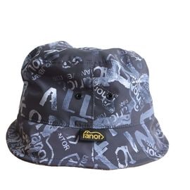 GRAPHICS HAT