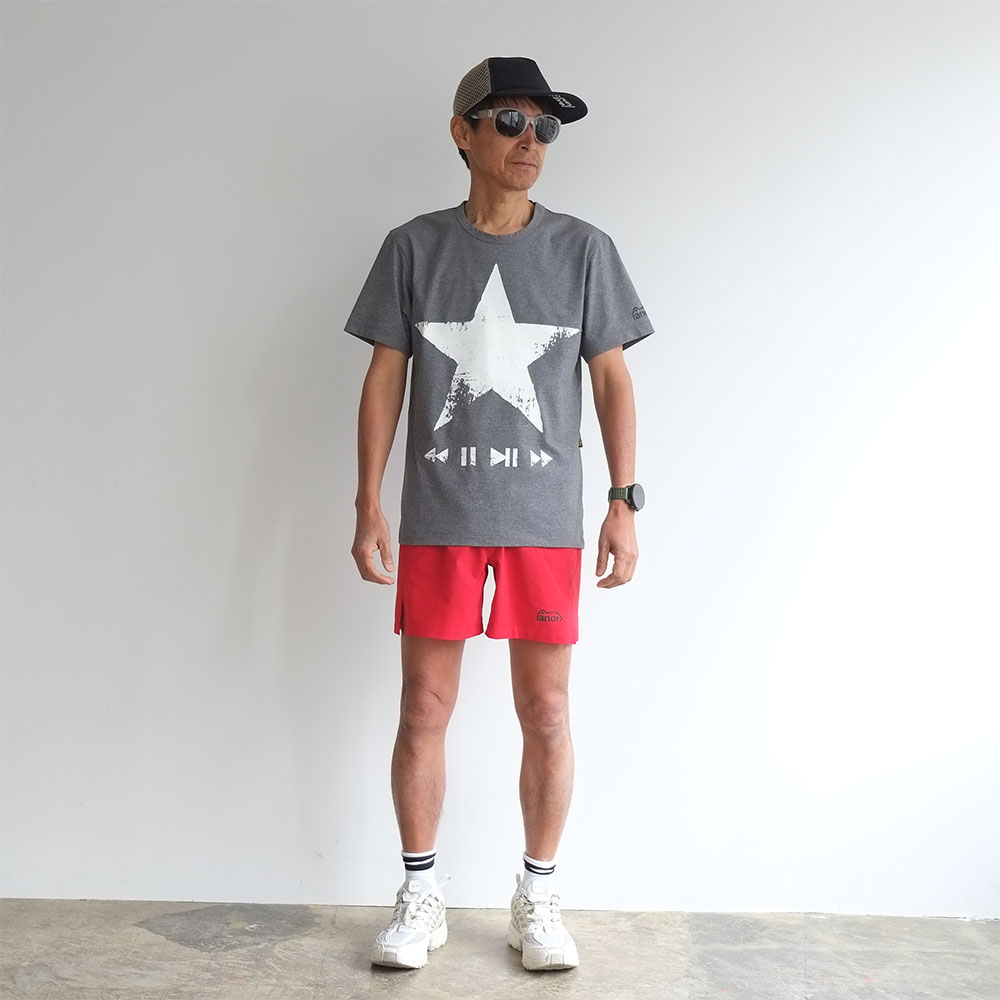 STAR T-SHIRT