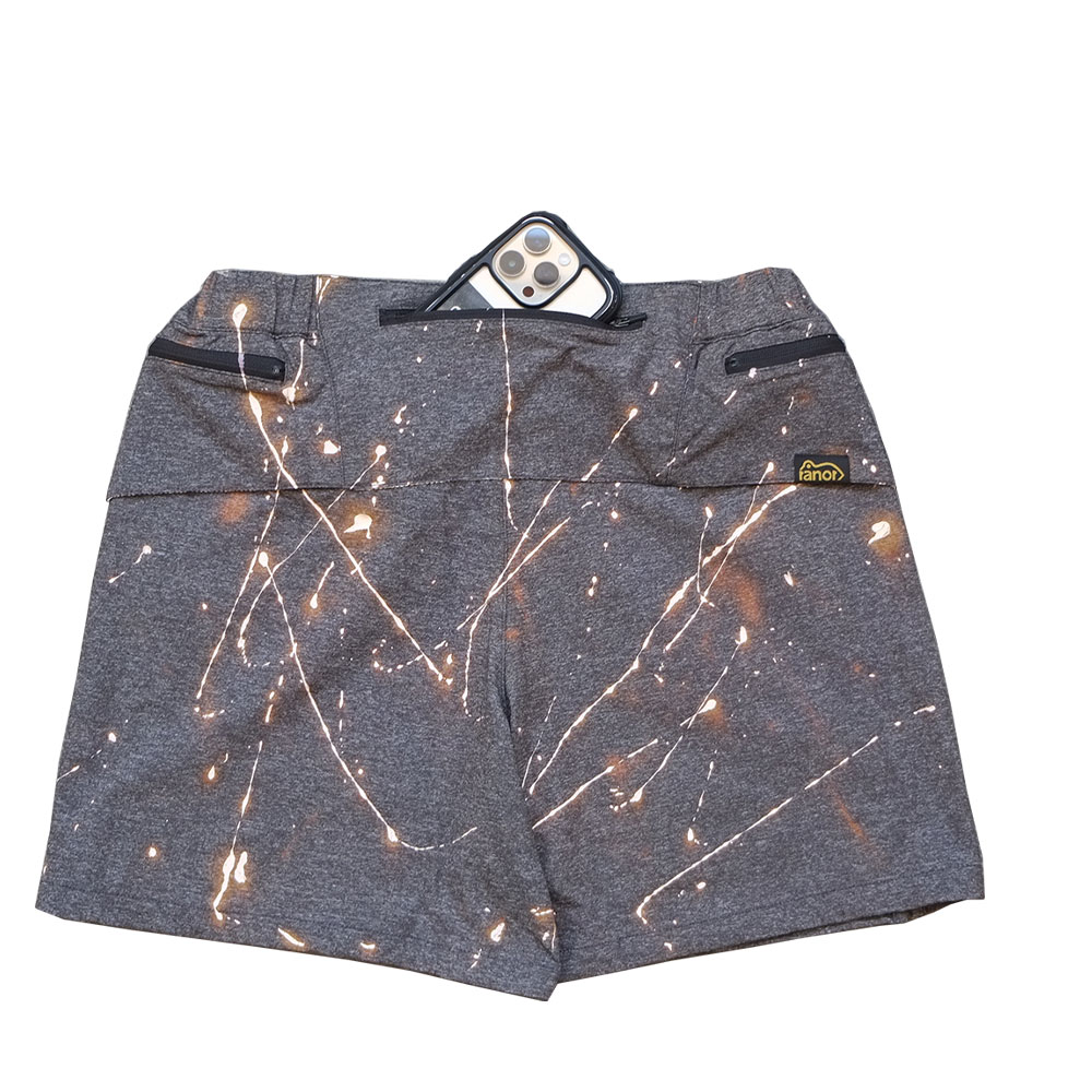 HAND PAINT MIDDLE SHORTS