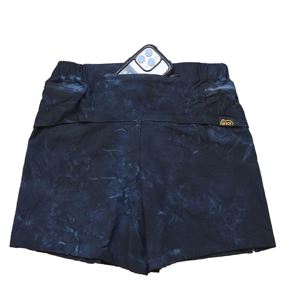 TIE DYEING MIDDLE SHORTS